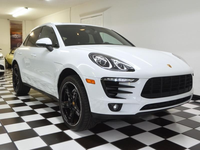 2016 PORSCHE MACAN S