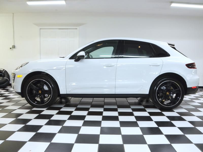 2016 PORSCHE MACAN S