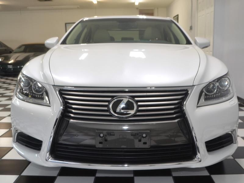 2017 LEXUS LS 460
