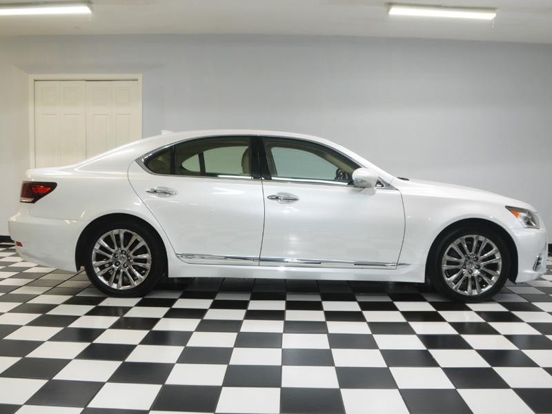 2017 LEXUS LS 460