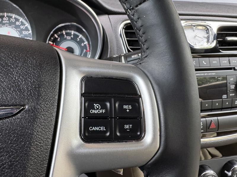 2013 CHRYSLER 200 TOURING
