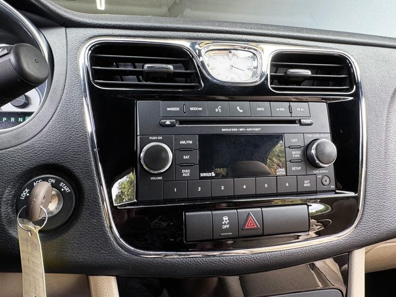 2013 CHRYSLER 200 TOURING