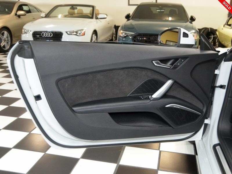 2019 AUDI TT ROADSTER Base