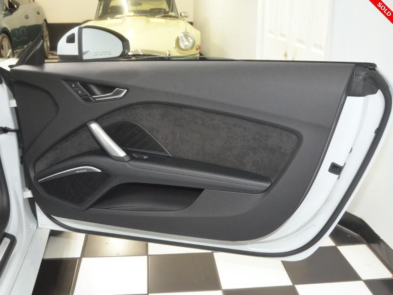 2019 AUDI TT ROADSTER Base