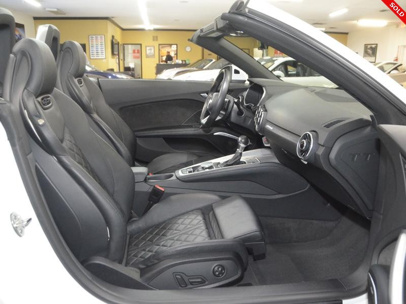 2019 AUDI TT ROADSTER Base