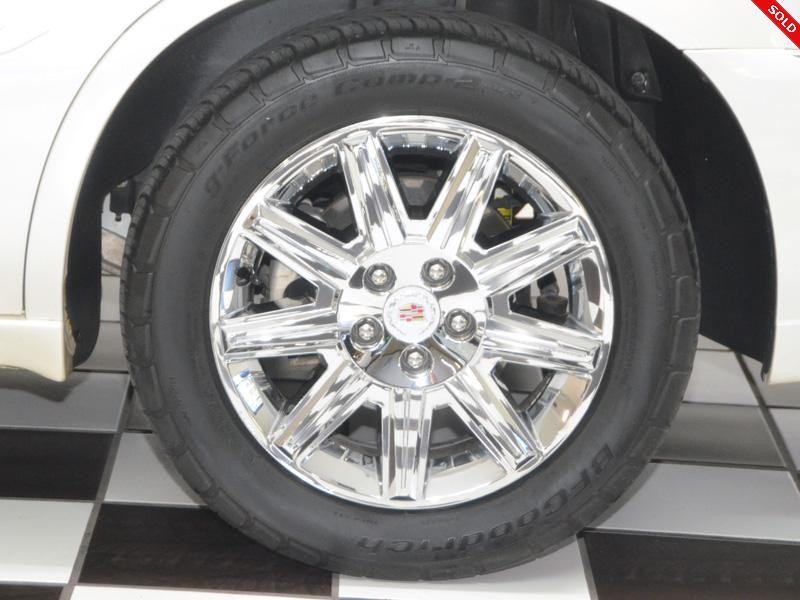 2011 CADILLAC DTS PREMIUM COLLECTION