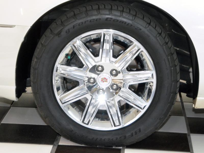 2011 CADILLAC DTS PREMIUM COLLECTION