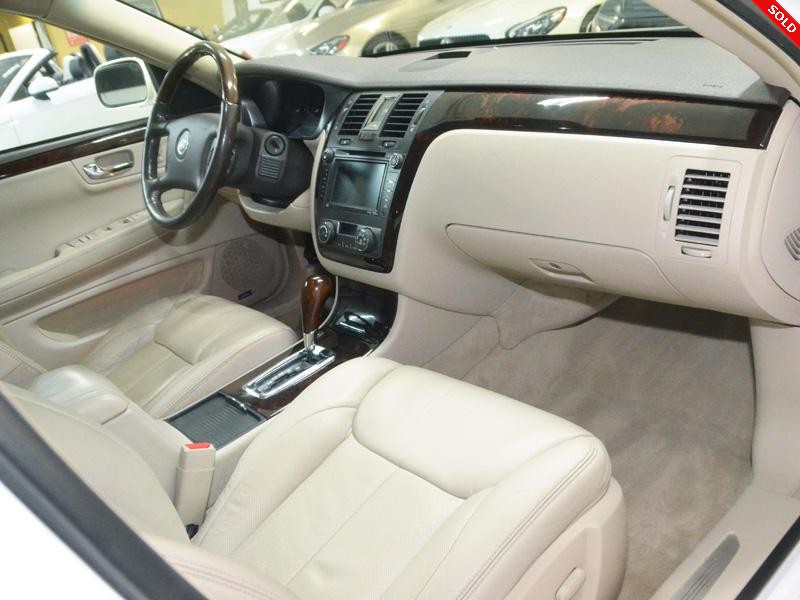 2011 CADILLAC DTS PREMIUM COLLECTION