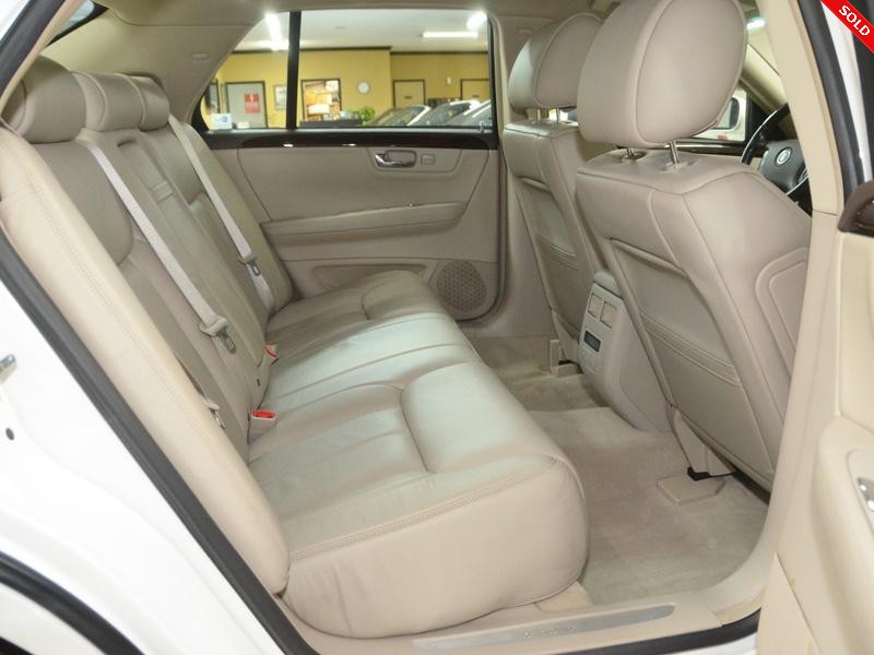 2011 CADILLAC DTS PREMIUM COLLECTION