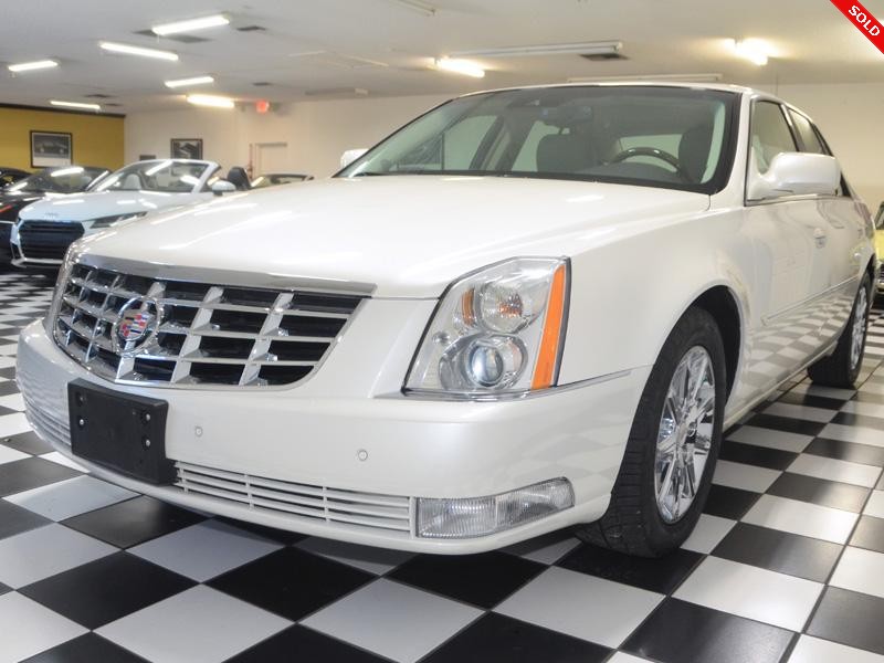 2011 CADILLAC DTS PREMIUM COLLECTION