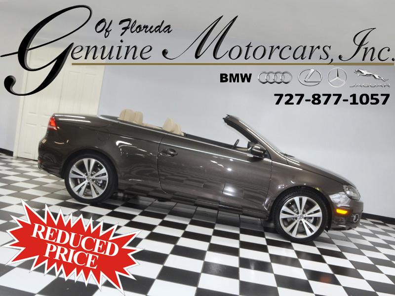 BLACK OAK METALLIC (BROWN) 2013 Volkswagen Eos Convertible Front-Wheel Drive 6-Speed Automatic
